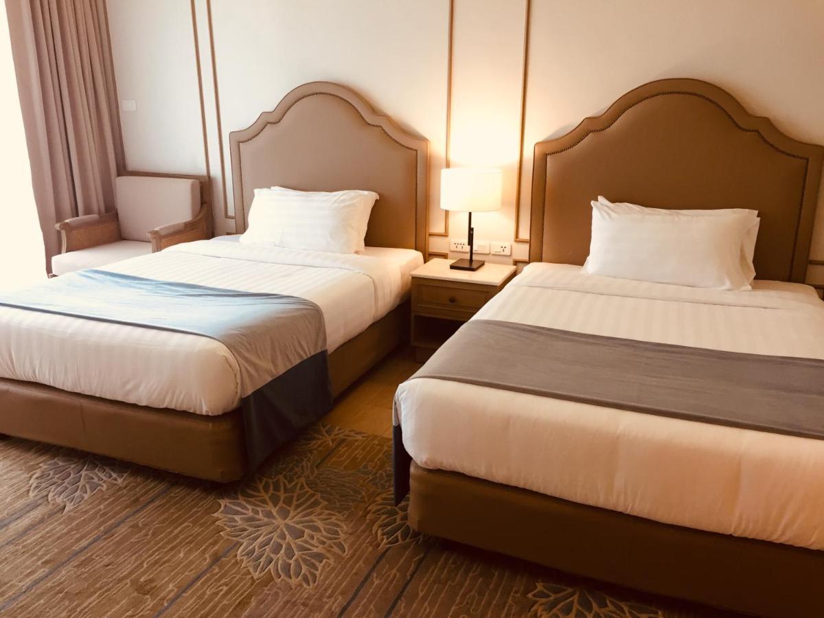 Twin Lakes Hotel Laurel エクステリア 写真